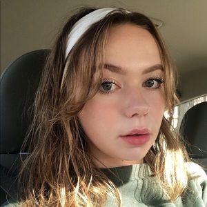 Meet your Posher, Annika